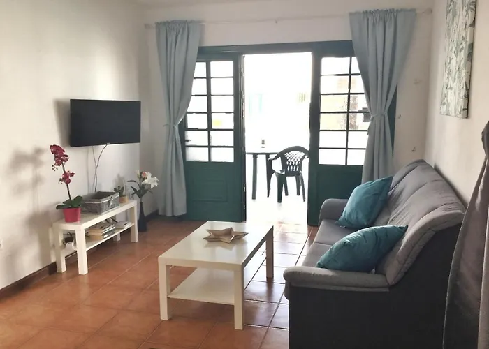 Relax & Pool Next To The Puerto del Carmen (Lanzarote)